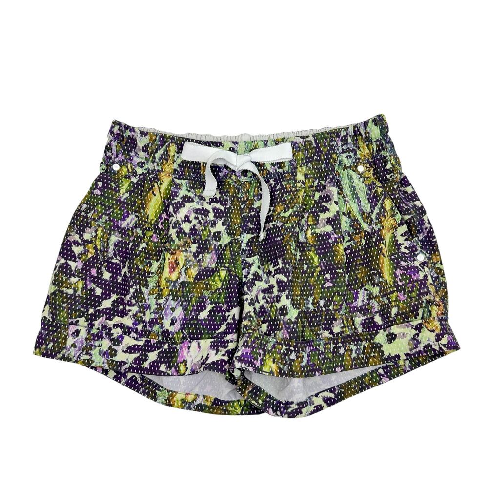 Lululemon Spring Break Away Shorts in Floral Sport
